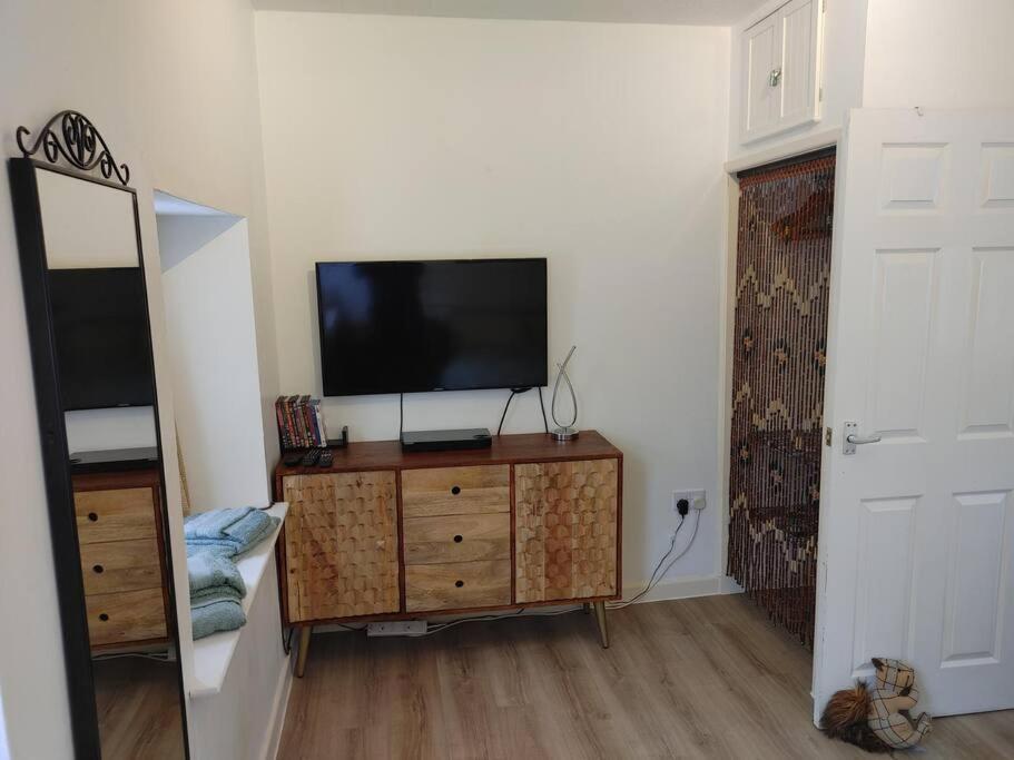 Cosy Flat In A Pretty Town. Apartment Crewkerne Exterior photo